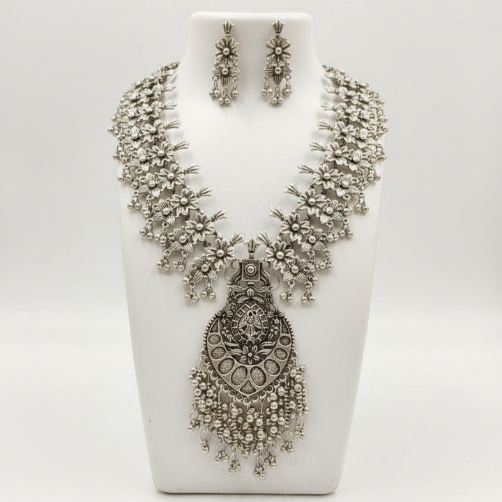 Bold Statement Oxidised Necklace With Earrings