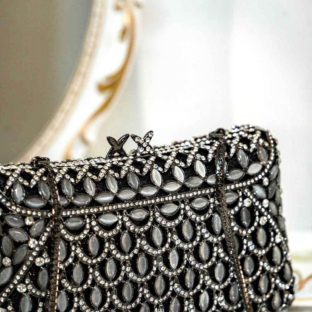 Crystal Delicacy Clutch Bag