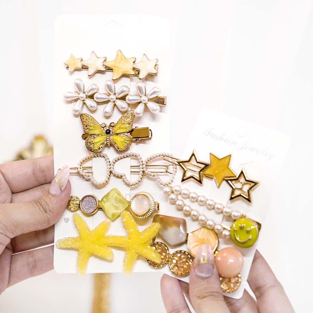 Set Of 10 Smiley Hair Clip Set