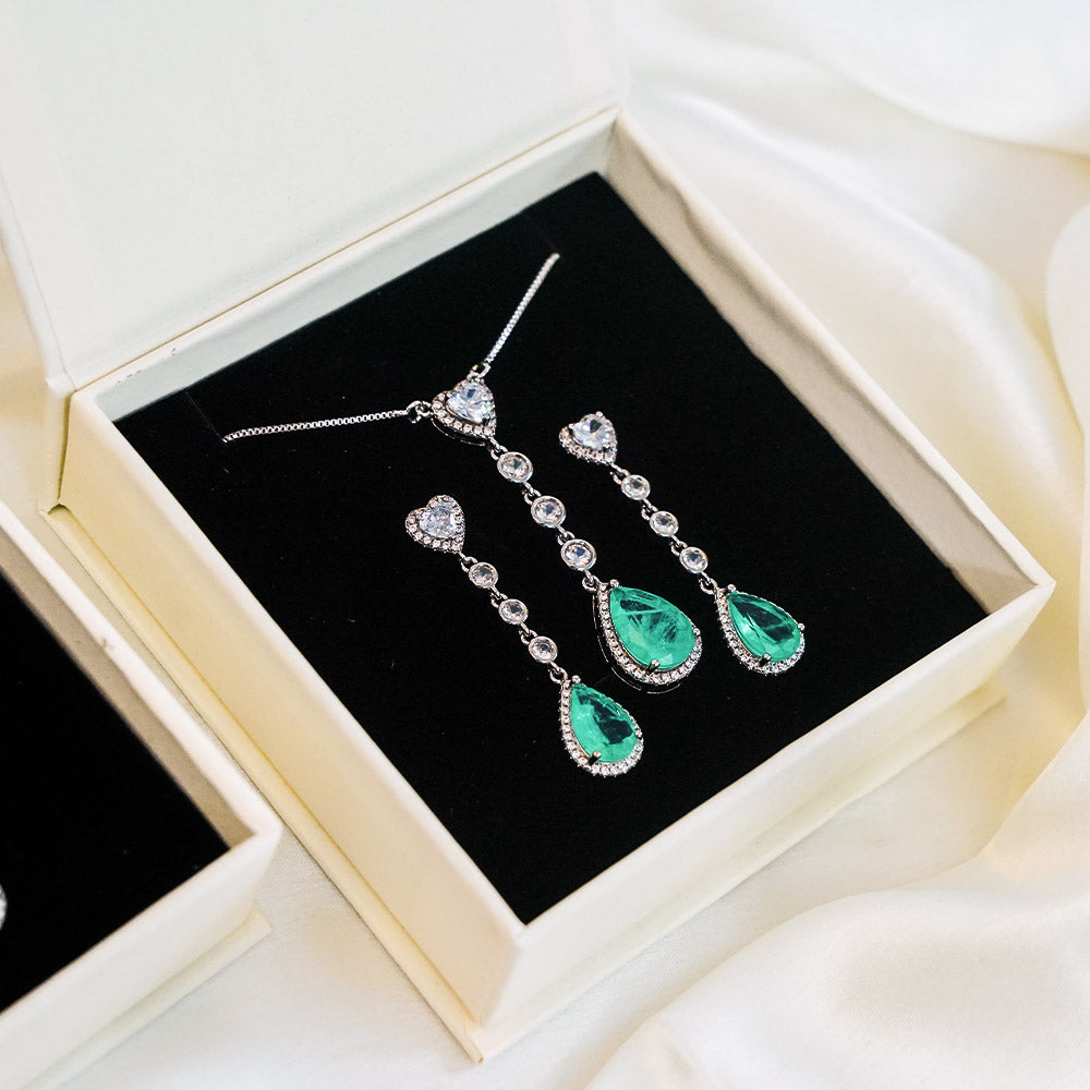 Wanderlust Tassel Pendant Necklace Set