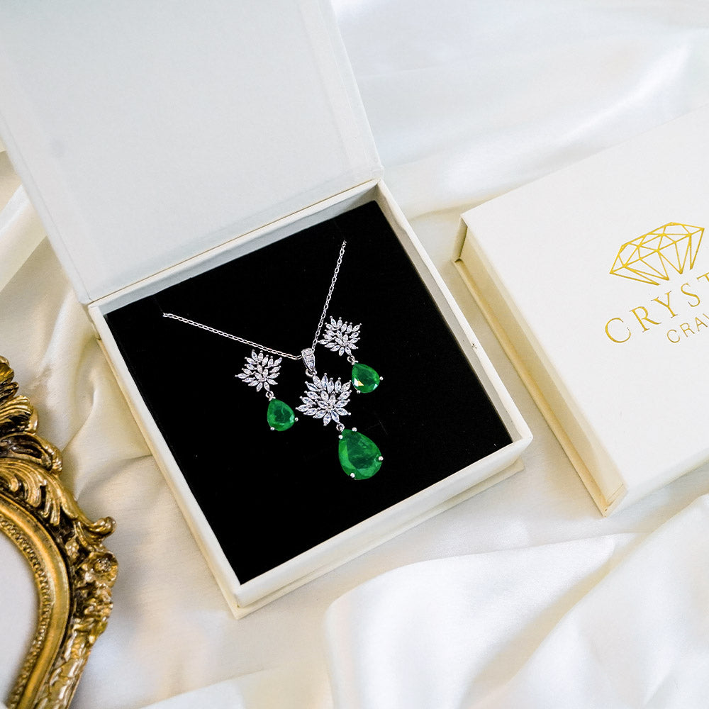 Emerald Necklace Set With Earrings