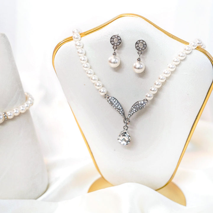 Pearl Jewel Earring, Bracelet & Necklace Combo