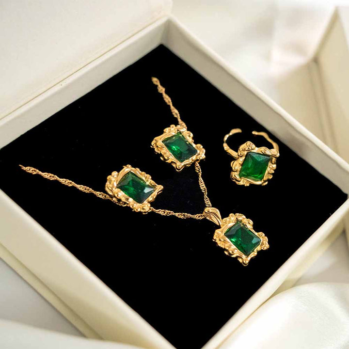 Emerald Essence Necklace Set Combo