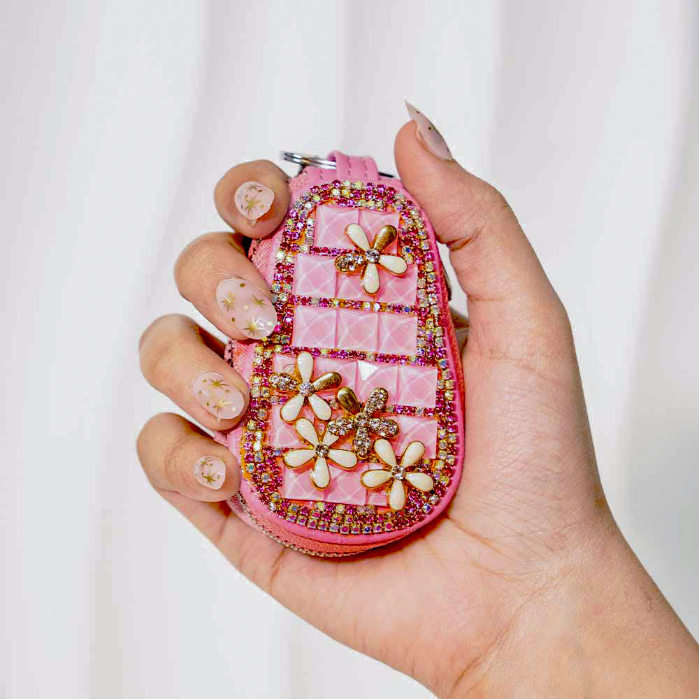 Dainty Flower Crystal keyholder