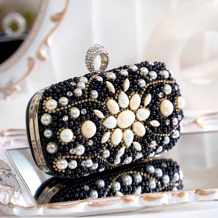 Jazzy Pearl Clutch Bag