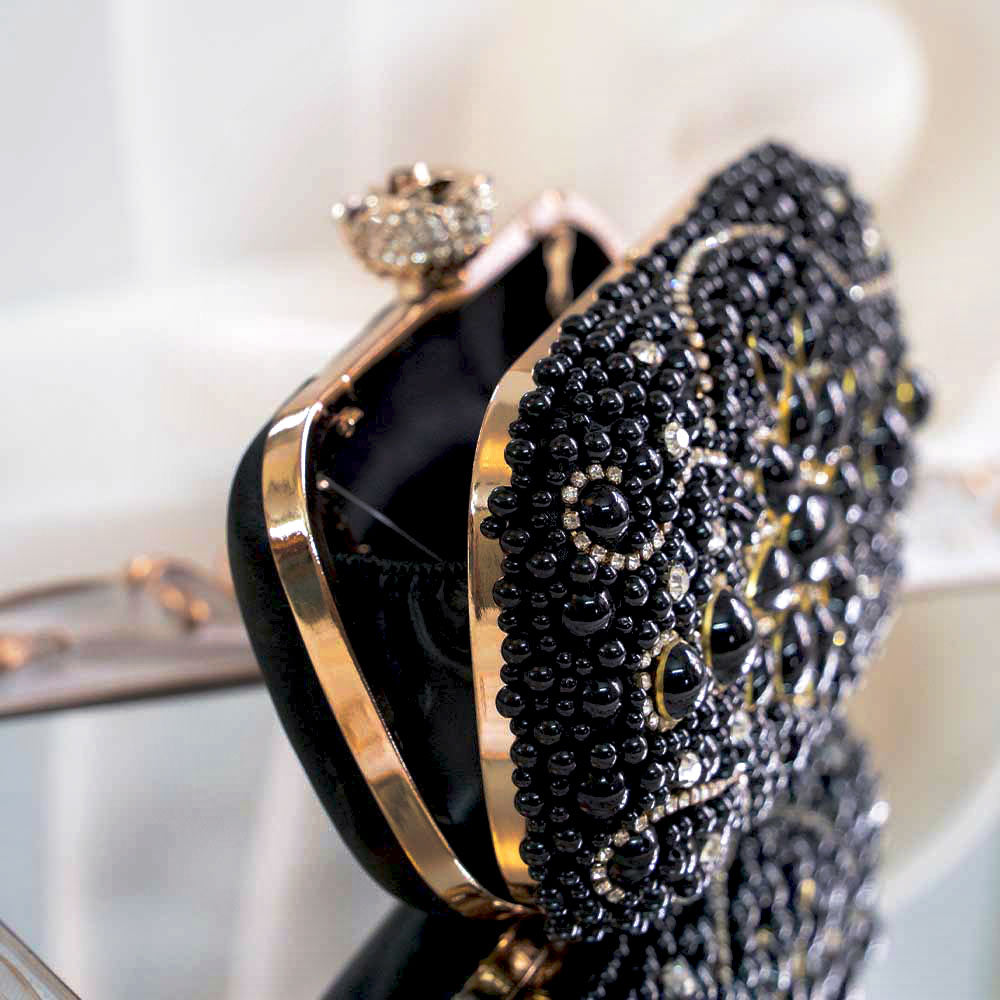 Jazzy Pearl Clutch Bag