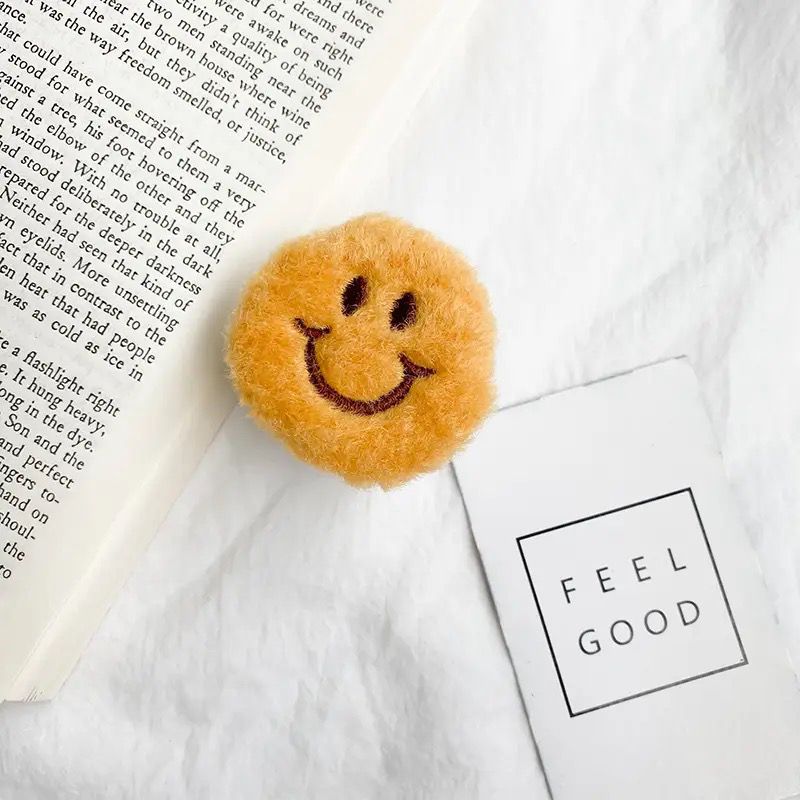 Smiley Plush Pop Socket