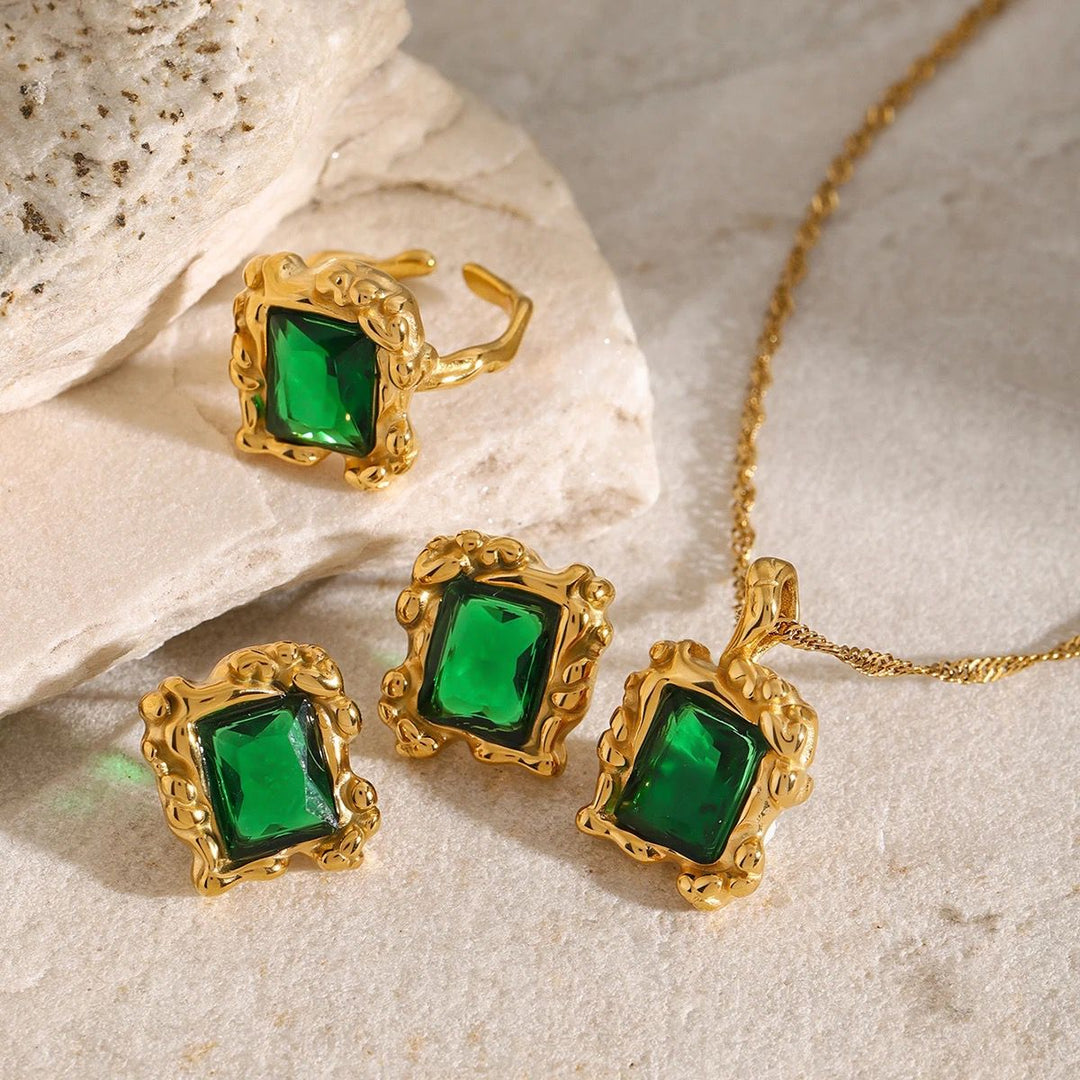 Emerald Essence Necklace Set Combo